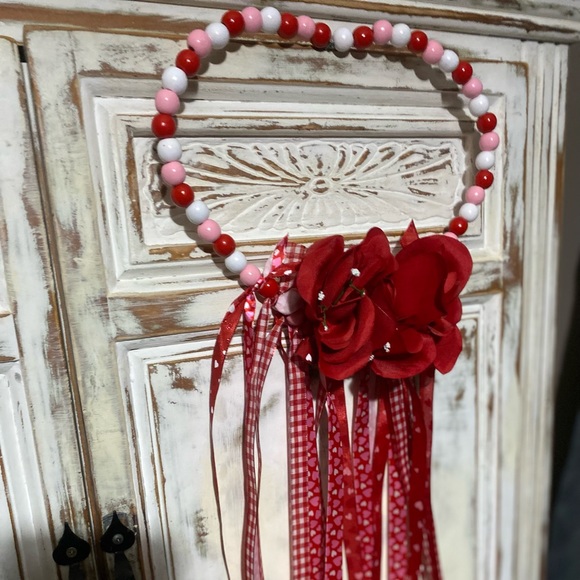 Beaded Heart Wreath, Valentines Macrame, Wall Hanging, Home Decor - Picture 3 of 6